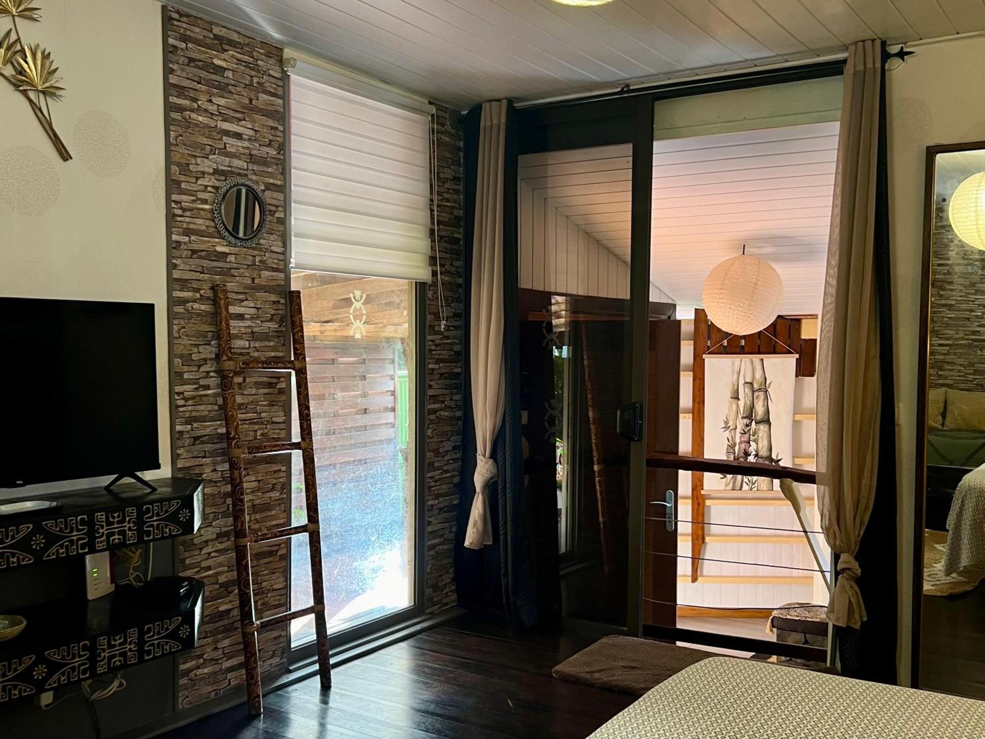 Haapiti Faaora Lodge, Little Paradise מראה חיצוני תמונה